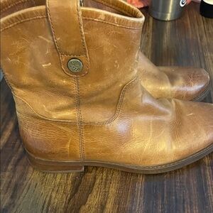 Vince Camuto Brown Leather Ankle Boots 8